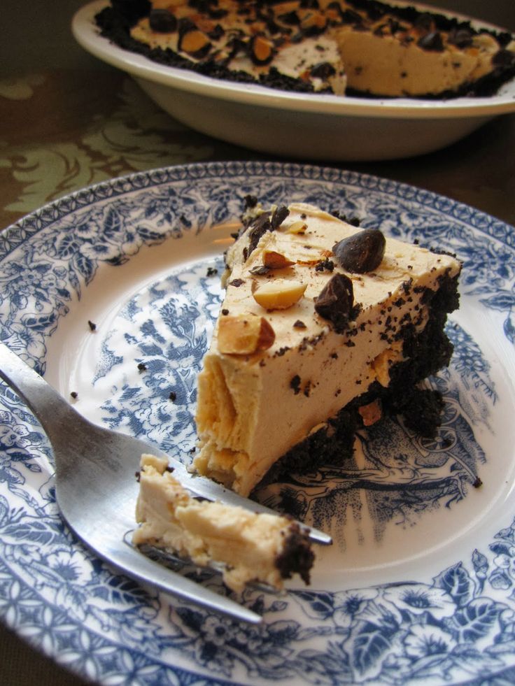 4 Ingredient Greek Yogurt Peanut Butter No Bake Cheesecake. Need I say more?