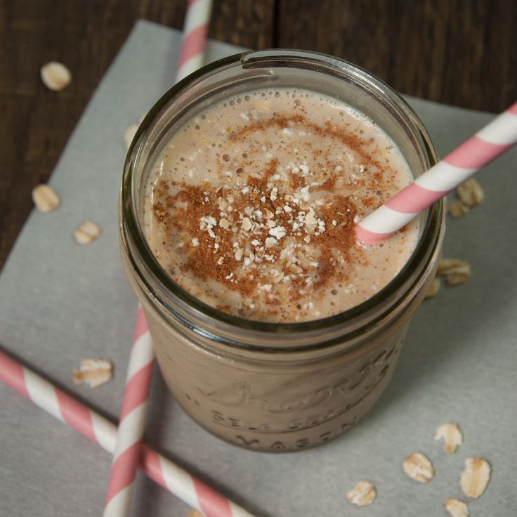Creamy, delicious vegan banana almond milk smoothie is nutritious and loaded with fiber but tastes like a decadent desert!