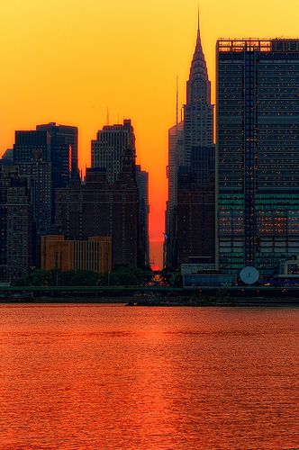 The view from Long Island City in Queens looking over the East River and down 42nd Street in New York City by Steve Kelley via flickr