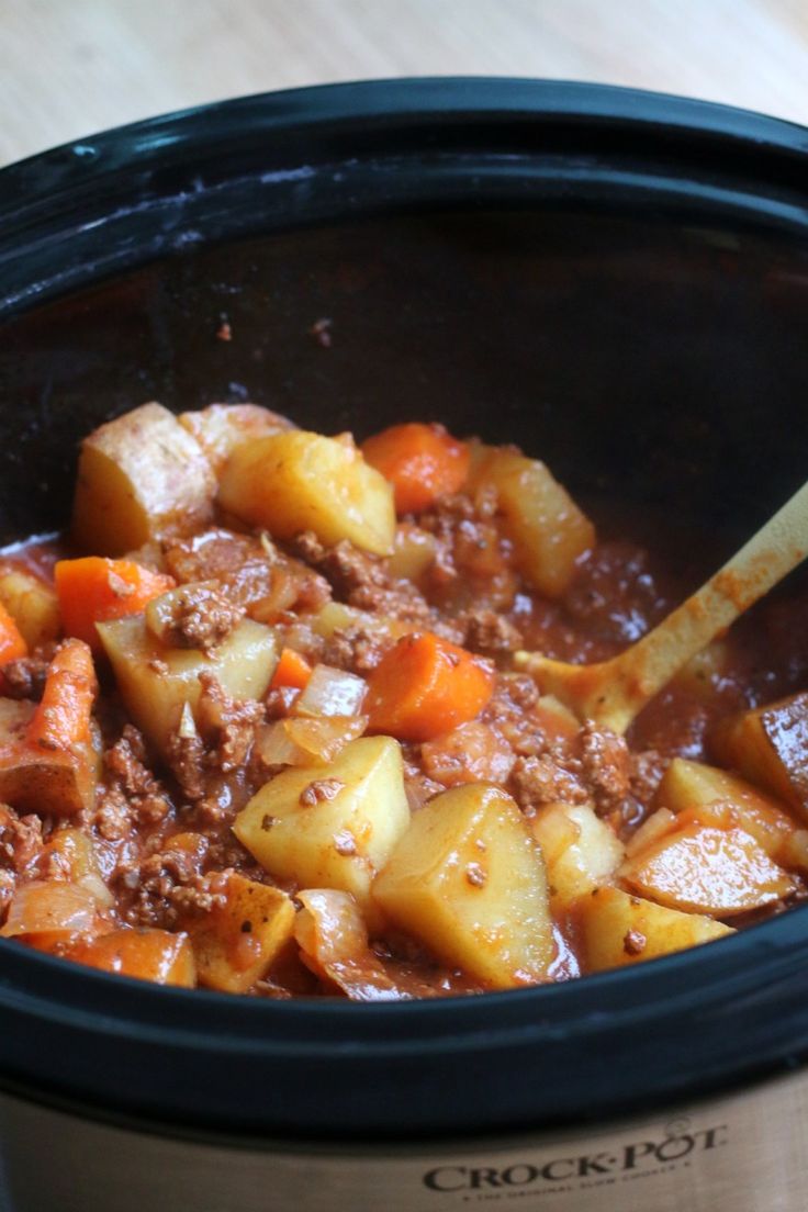 Looking for a budget meal this week? I made this Poor Man's Stew for $6.24 and it feeds 5 people! I put ground beef, russet potatoes, carrots, onions, a garlic clove (not pictured, I had this on ha...