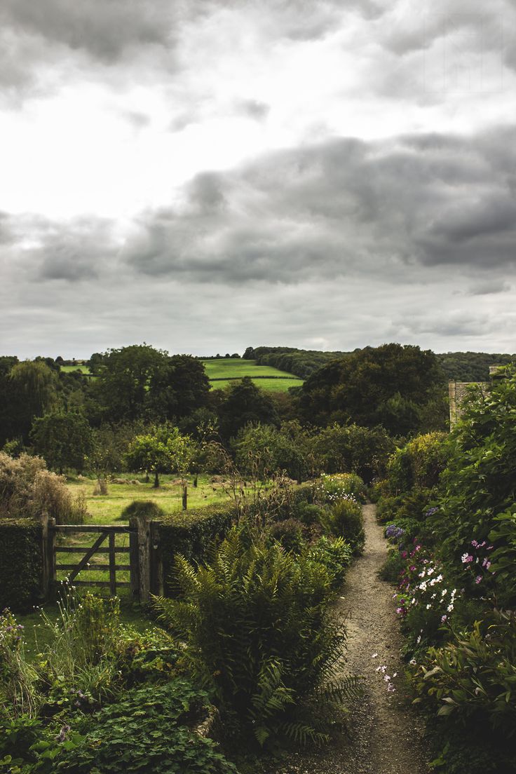 SnowsHills Manor & Gardens