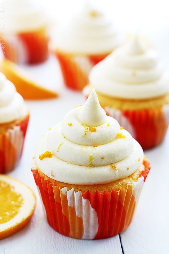 Fluffy and moist orange cream cupcakes - perfect for summer!