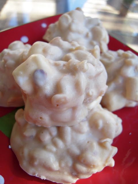 White Chocolate Peanut Butter Krispies...this WILL be happening this year for Christmas cookies :)