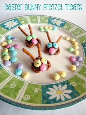aster bunny pretzel treats
