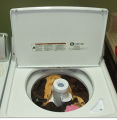 Tip: How To Get That Nasty Mildew Smell Out of Towels! Don't through them away yet!