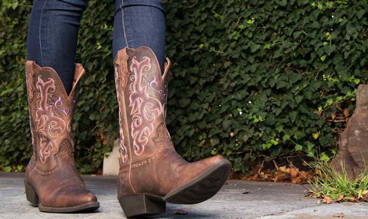 Style Guide: How to Wear Boots with Jeans
