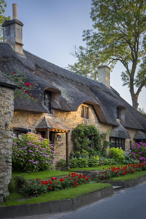 Thatched Roof - Cotswolds.