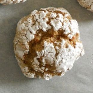 Carrot Cake Crinkle Cookies: These cookies are super simple, using only 4 ingredients! Any cake mix flavor can be swapped....make it your own!