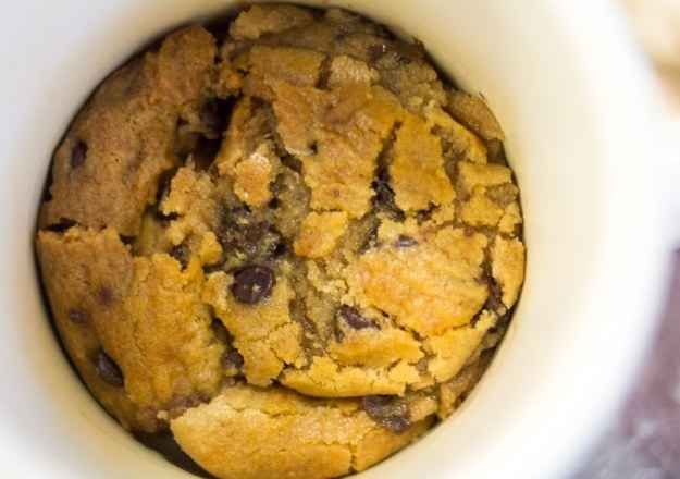 icrowave Chocolate Chip Cookie in a Cup