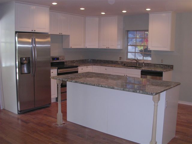 Small Raised Ranch Kitchen Remodel | Classic Lindingo for a classic ranch style hom