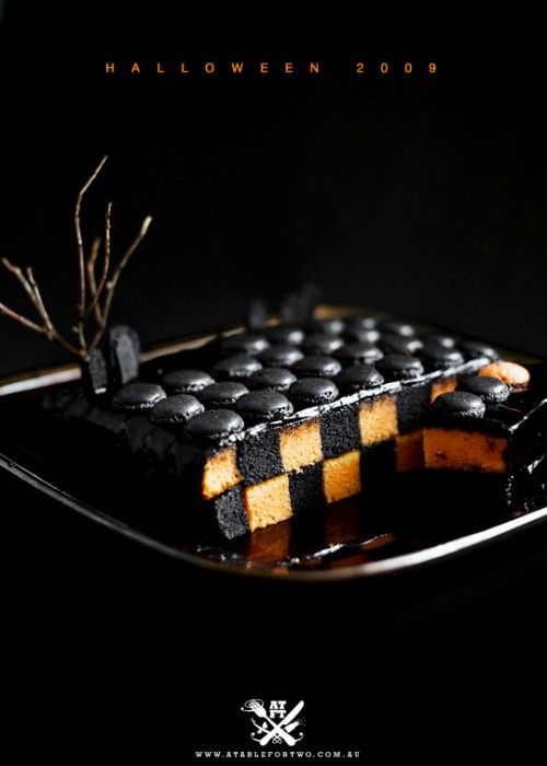 legant halloween cake