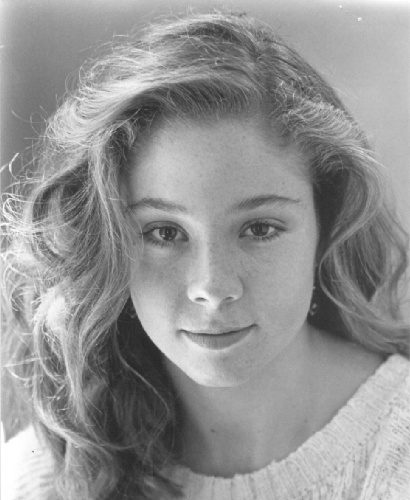 kay, I'm a HUGE Anne of Green Gables fan. But I could write a whole new character from this picture.