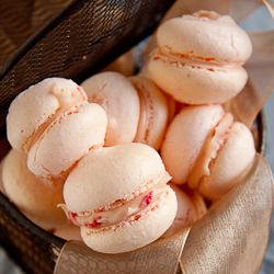 White Chocolate & Raspberry Macarons for Mother’s Day