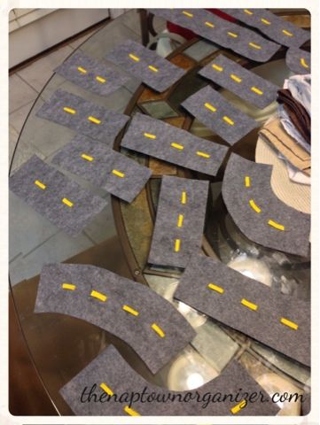 Felt road tracks! the naptown organizer: Toys, toys, & more toys my two year old LOVES!