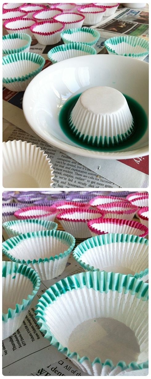 Dip-Dyed Cupcake Liners | 33 Beautiful Things You Can Make With Food Coloring- Super cute ideas