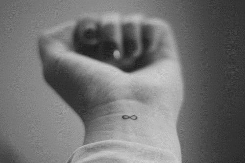 66 Simple Female Wrist Tattoos for Girls and Women | Tattoos Mob