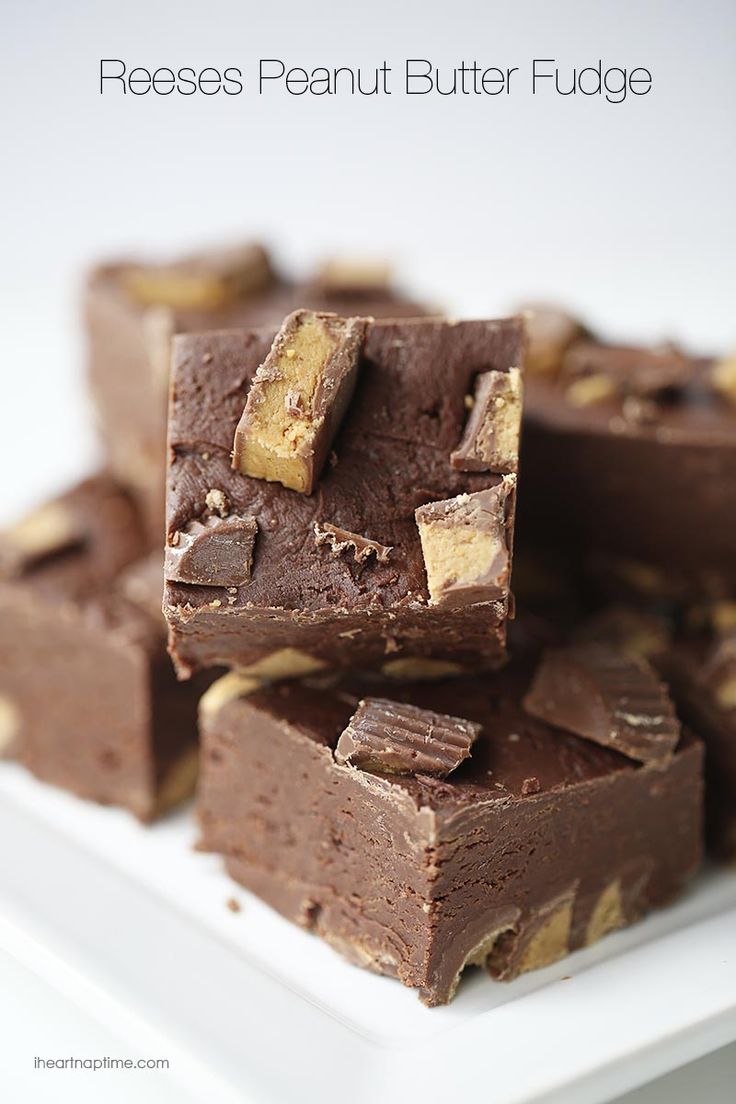 Reese's Fudge Recipe - I Heart Nap Time #delicious #recipe #cake #desserts #dessertrecipes #yummy #delicious #food #sweet