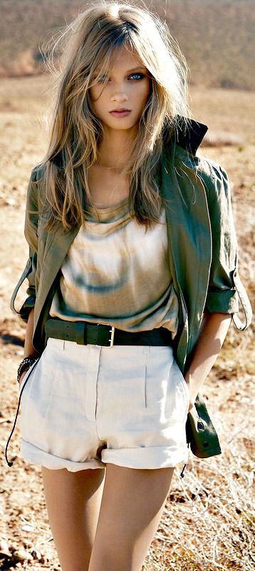 Look at Fasha.nl/dames-jassen for more cool army jackets