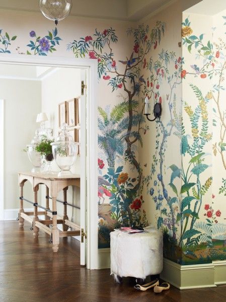 Have you ever considered incorporating a mural into your design features? Perfect for a girl's room or nursery.   Projects | Suzanne McGrath Design