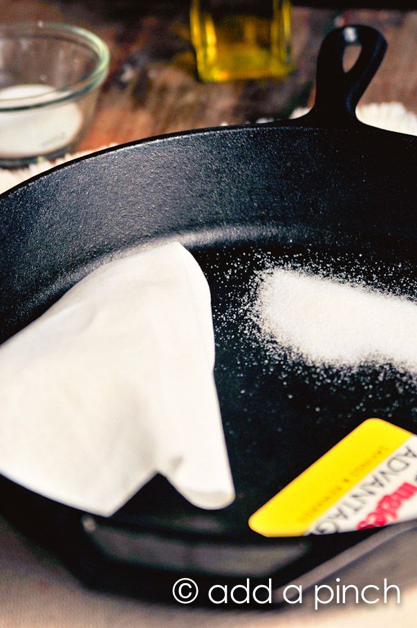 Cast Iron 101 :: How to Clean Cast Iron by Add a Pinch