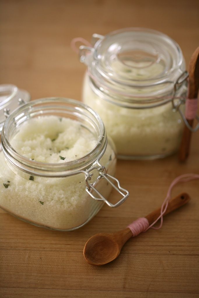 DIY: Homemade Lavender Bath Salts || my.life.at.playtime.