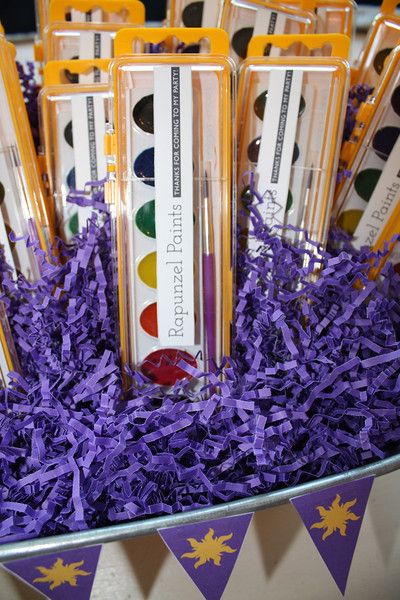 The Lemonista: A Tangled Birthday Party Cake ~ The Lantern Scene  Party Favors