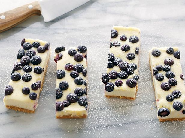 CCTUL301_lemon-blueberry-cheesecake-bars-recipe_s4x3.jpg.rend.snigalleryslide.jpeg