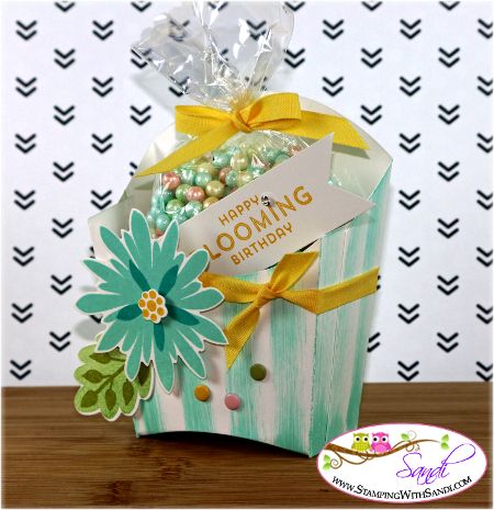 Stampin' Up! Flower Patch, Flower Fair framelits, photopolymer, Would make a cute party favor