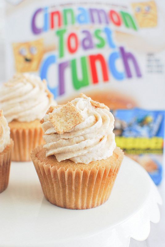 Cinnamon Toast Crunch Cupcakes - cupcakes made from your favorite cereal!