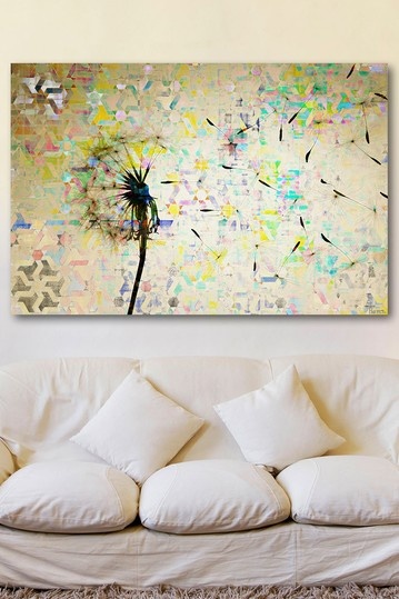 Love the wall art.
