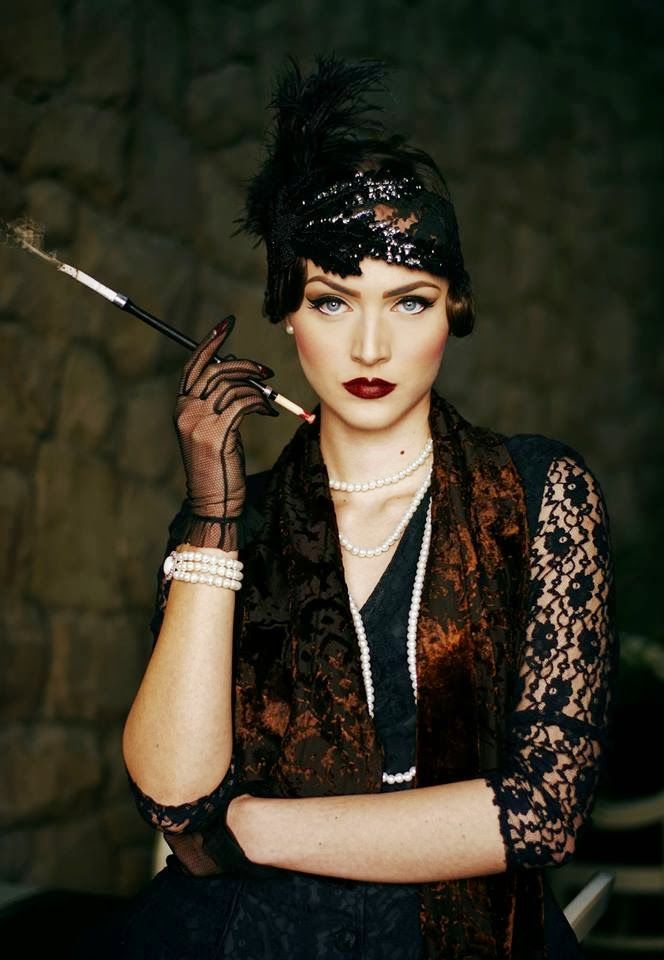 Idda van Munster: Dark 1920's Flapper Look by Nina and Muna