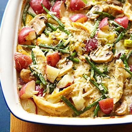 ix chicken with rice, noodles, veggies, cheese and more to create our 25 warm and comforting chicken casseroles and hotdishes.