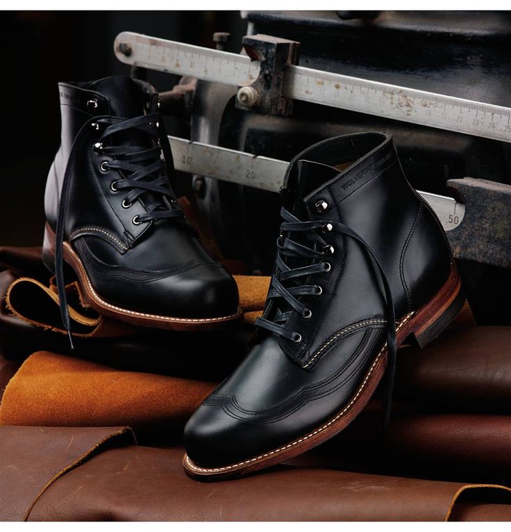 Wolverine / Men's Addison 1000 Mile Wingtip Boot.
