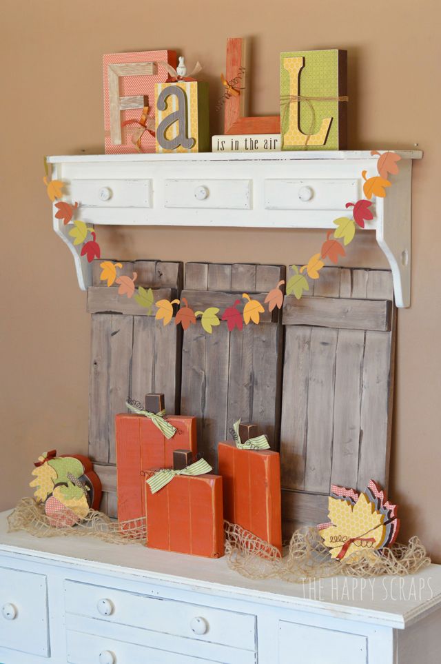 Fall Decor – Pumpkins, Acorns, & Leaves, oh my!