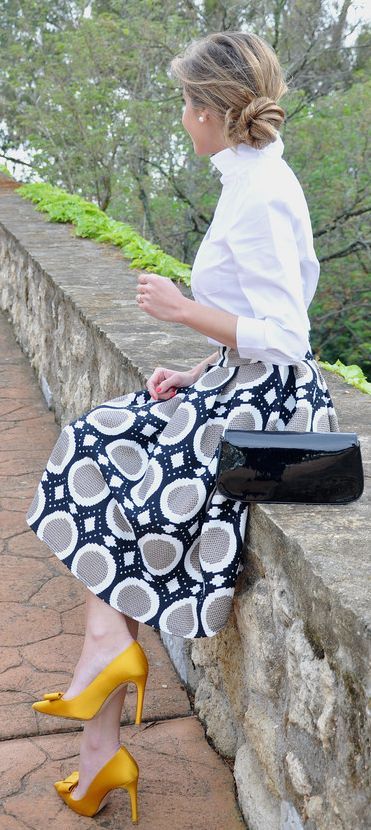Gold Bowed Stilettos Outfit Idea by Te Cuento Mis Trucos.