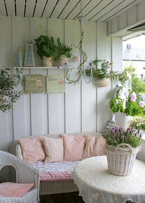 Shabby chic porch nook