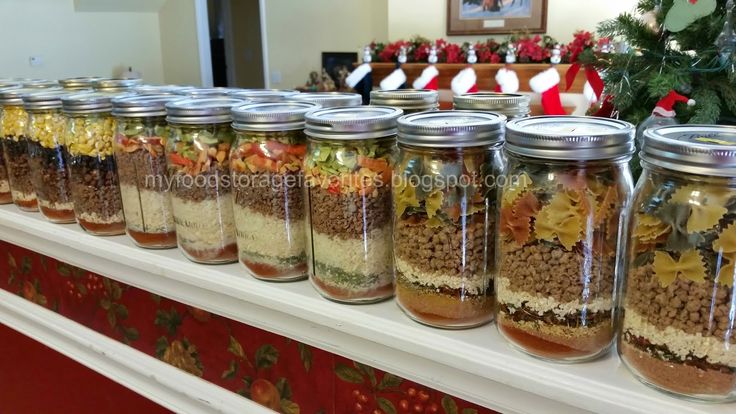 y Food Storage Favorites: Easy and Delicious Meals in a Jar!