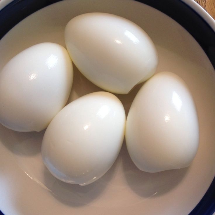 Perfect Hard Boiled Eggs (Easy Peeling) Review: it actually works! The peel slides right off!