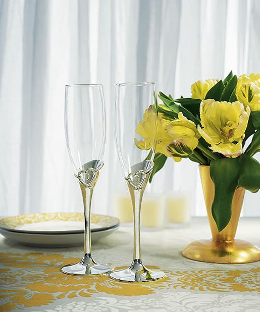 I want a set of these cute toasting flutes.