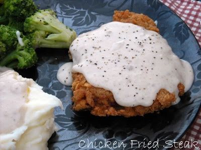 mmy's Kitchen - Home Cooking & Family Friendly Recipes: Chicken Fried Steak W/ Cream Gravy & {Thank You Mr. Walmart Man}