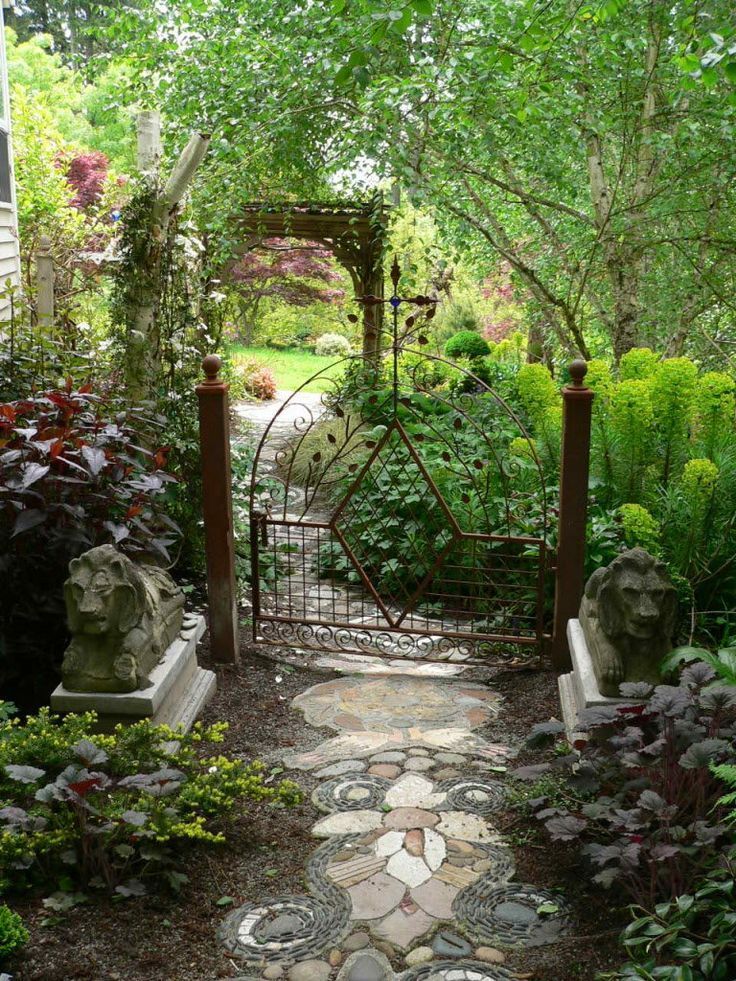 Very delicate garden gate
