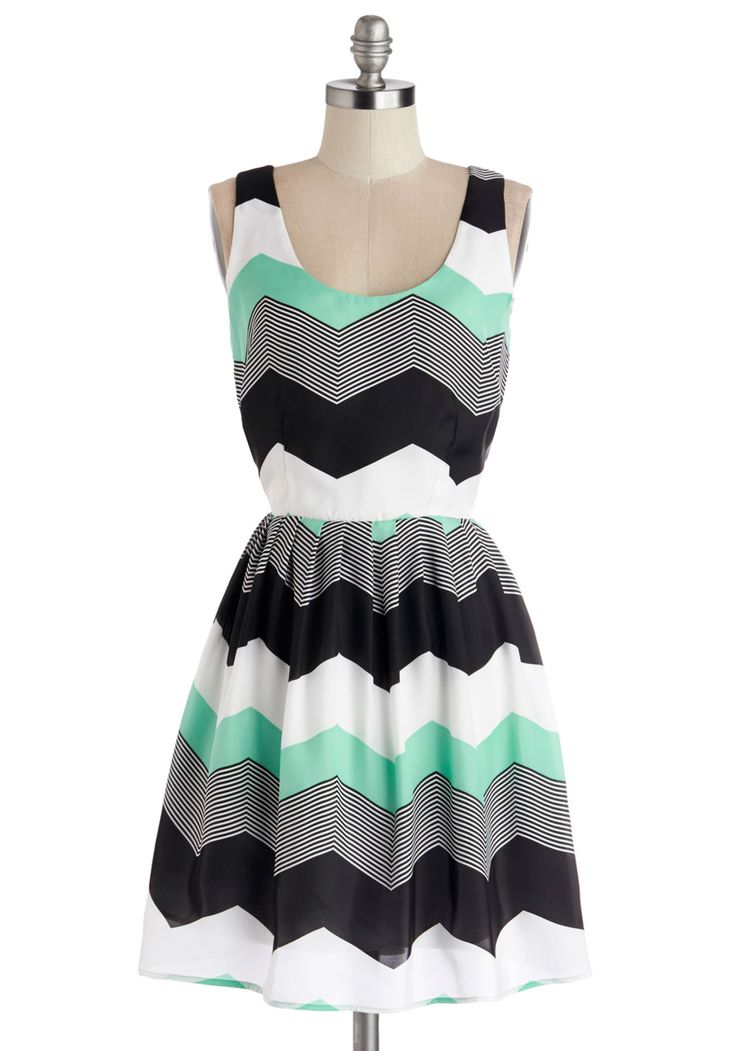 Chillin' in Chi-Town Dress in Mint. Whether dining al fresco in Wicker Park, gallery hopping in Pilsen, or just relaxing on a friends lakeshore rooftop, youll be cool, calm, and cutely collected in this patterned dress from Jack by BB Dakota! #multi #