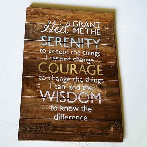 ake a reclaimed wood pallet sign @savedbyloves