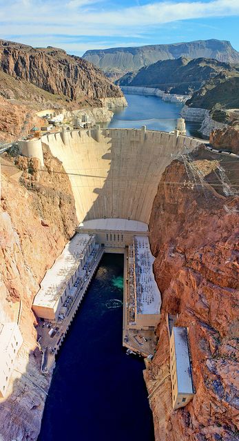 The Hoover Dam (Nevada and Arizona, USA). At its base, the Hoover Dam is as thick as two football pitches! Energy generated by the dam can supply energy for up to 1.7million households!