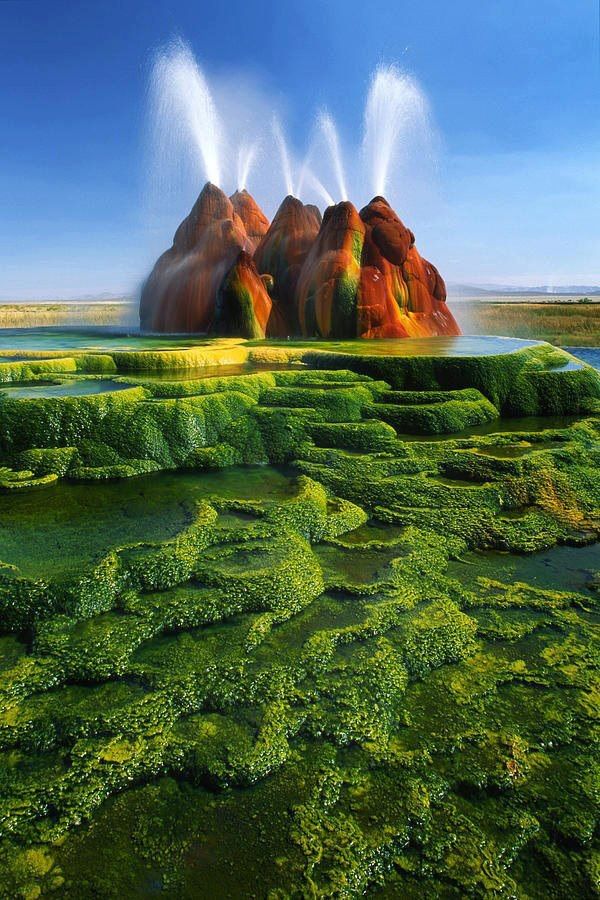 Stunning Shots of Fly Geyser, Nevada's Hidden Treasure
