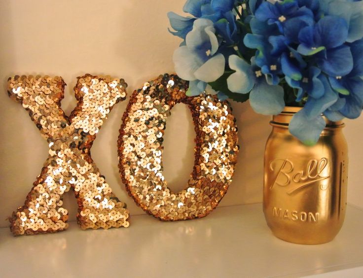 Glue gold sequins to cardboard letters to create quick and chic sorority decor. This makes a great (and inexpensive) gift for any big or little! #greeklife #sorority