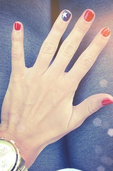 4th of July nails. Cute and simple, not flashy. :)