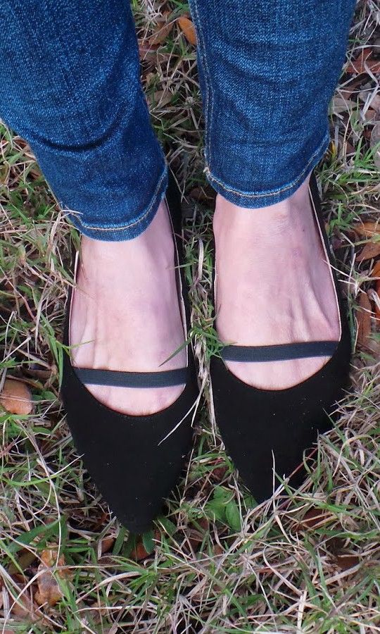 It’s easy to start your look from the bottom up with these flats. Just add skinnies, a button up, leather jacket and you’re set.