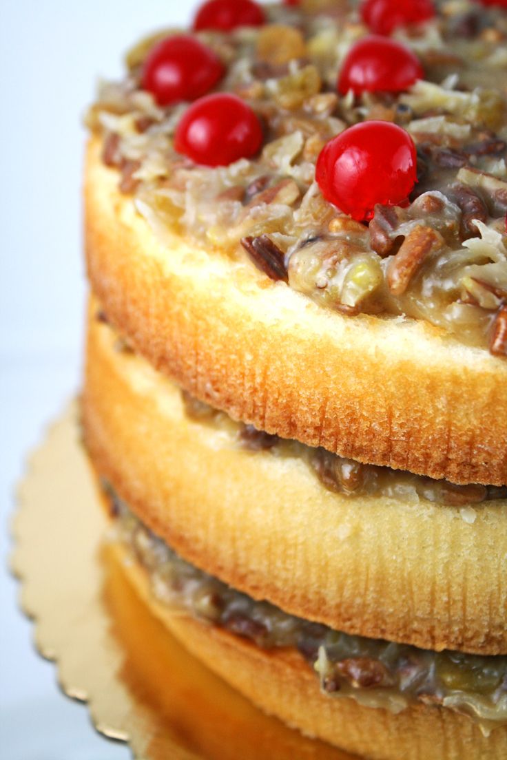 Alabama Lane Cake. A Southern favorite. It's a lot like a blonde German chocolate cake. With a bit of bourbon. You've gotta try it! #lanecake #southerncake #fancycake
