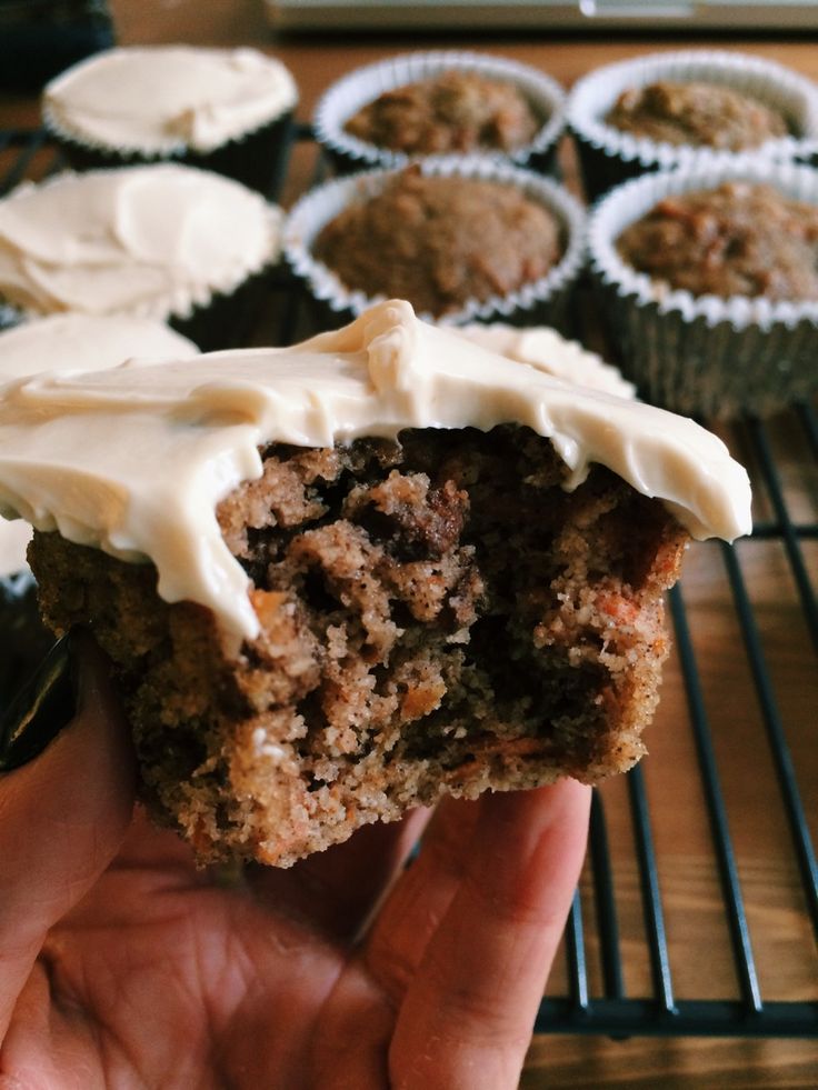 LOW CARB CARROT CAKE MUFFINS W/ CREAM CHEESE FROSTING